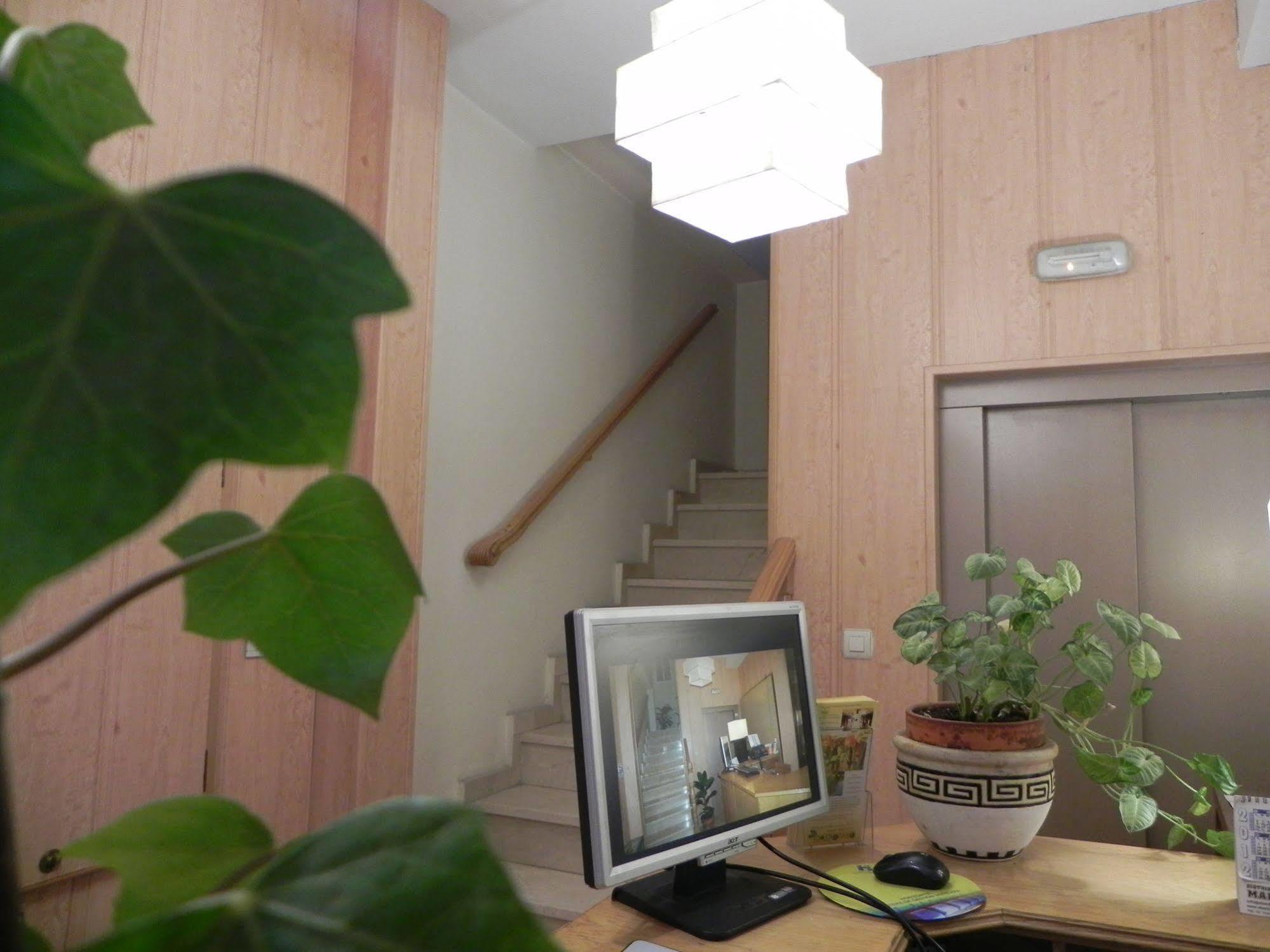 Hostal El Olivo غرناطة المظهر الخارجي الصورة