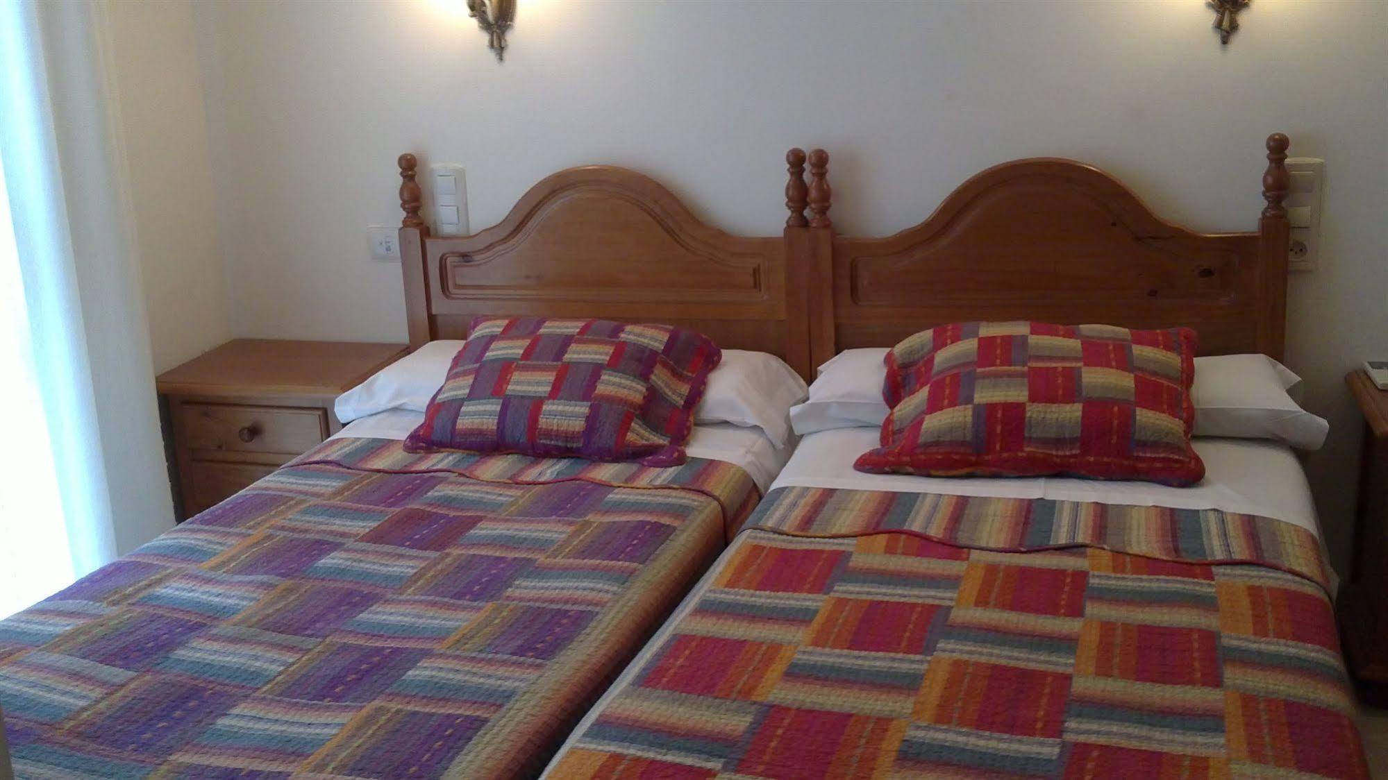 Hostal El Olivo غرناطة المظهر الخارجي الصورة